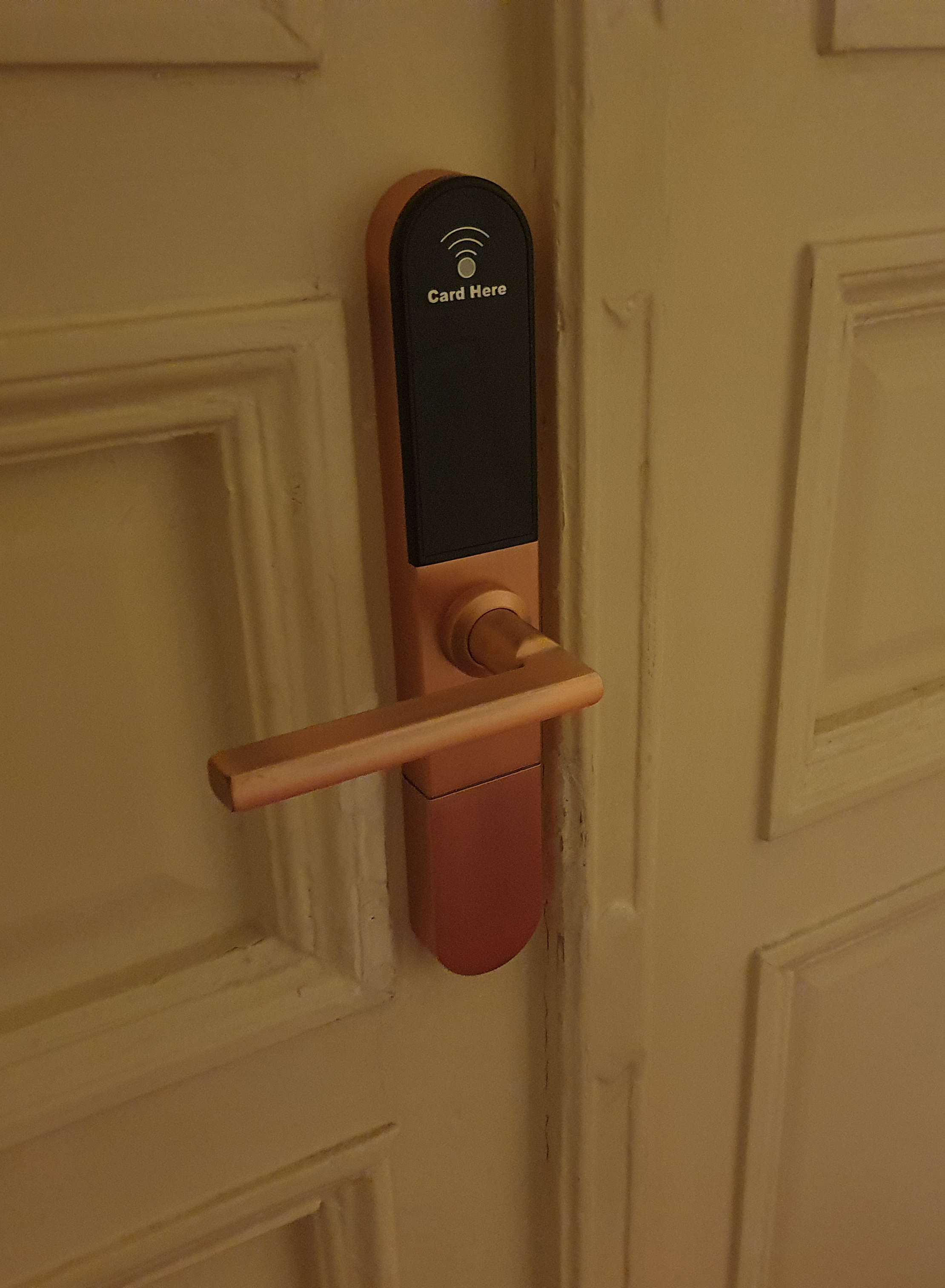 Cotton House Hotel zárrendszer telepítése